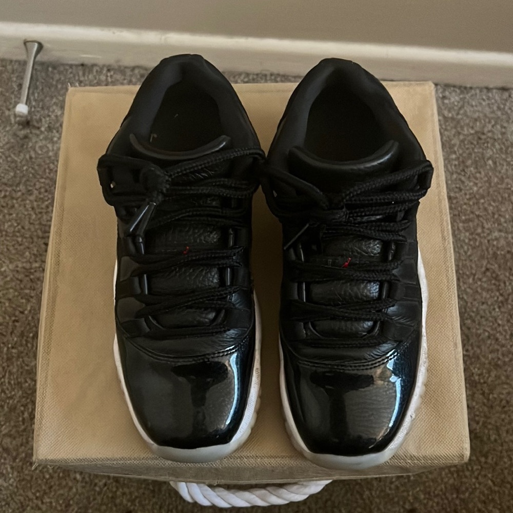 Air Jordan 11 retro lows- GS 72-10